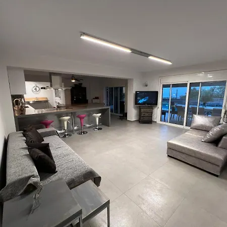 Dolcevita Villa *